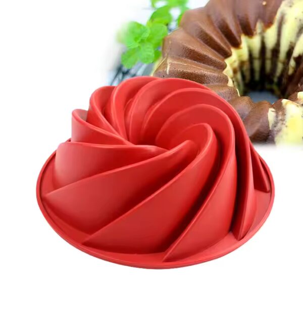 9.6" SWIRL SILICONE CAKE MOULD